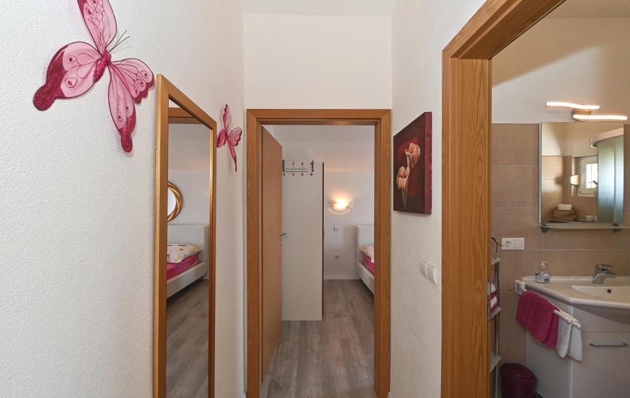 Apartments Villa Filip Trogir Exterior foto